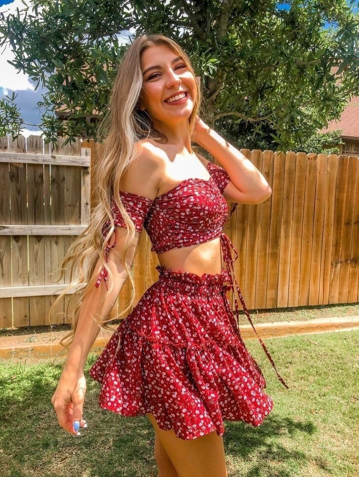 ست کراپ دامن عروسکی برند: shein سایز: 34/36/38